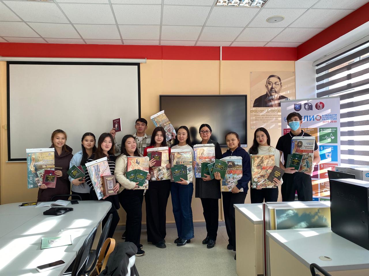Valuable gift: New books for the Center "Russian Language and Culture"