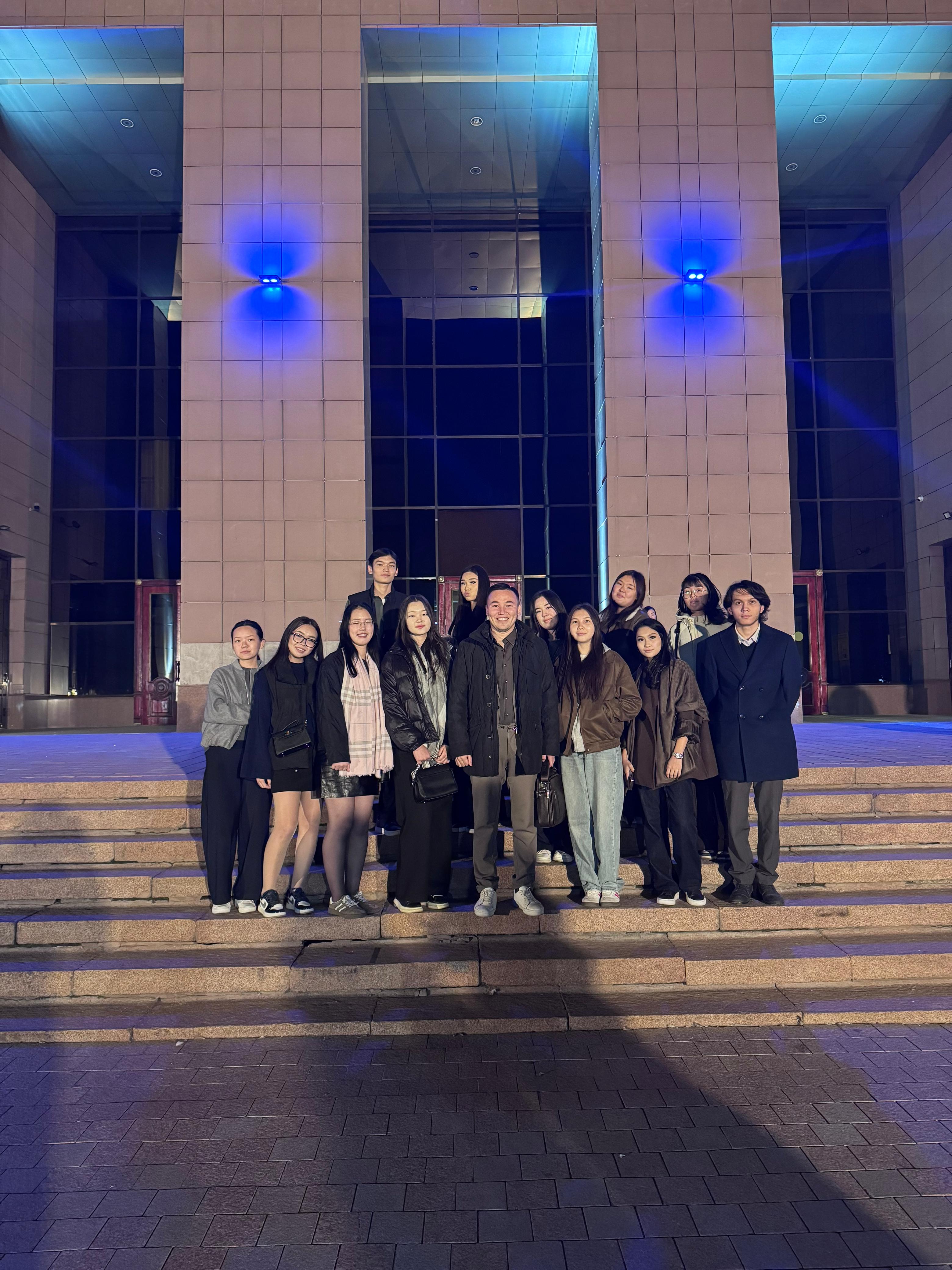 SDG-4: Students watched the play «Mama» at the Gabit Musrepov Theatre
