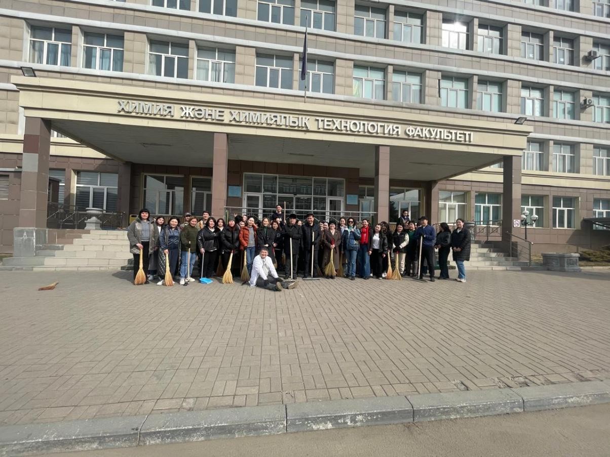 Clean-up day on Nauryz