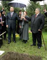 Заложен первый камень в фундамент галереи Музея истории КазНУ