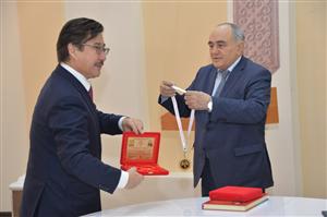 КазНУ  назван лучшим вузом Тюркских стран