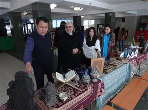 Выставка ко Дню Исламской Революции