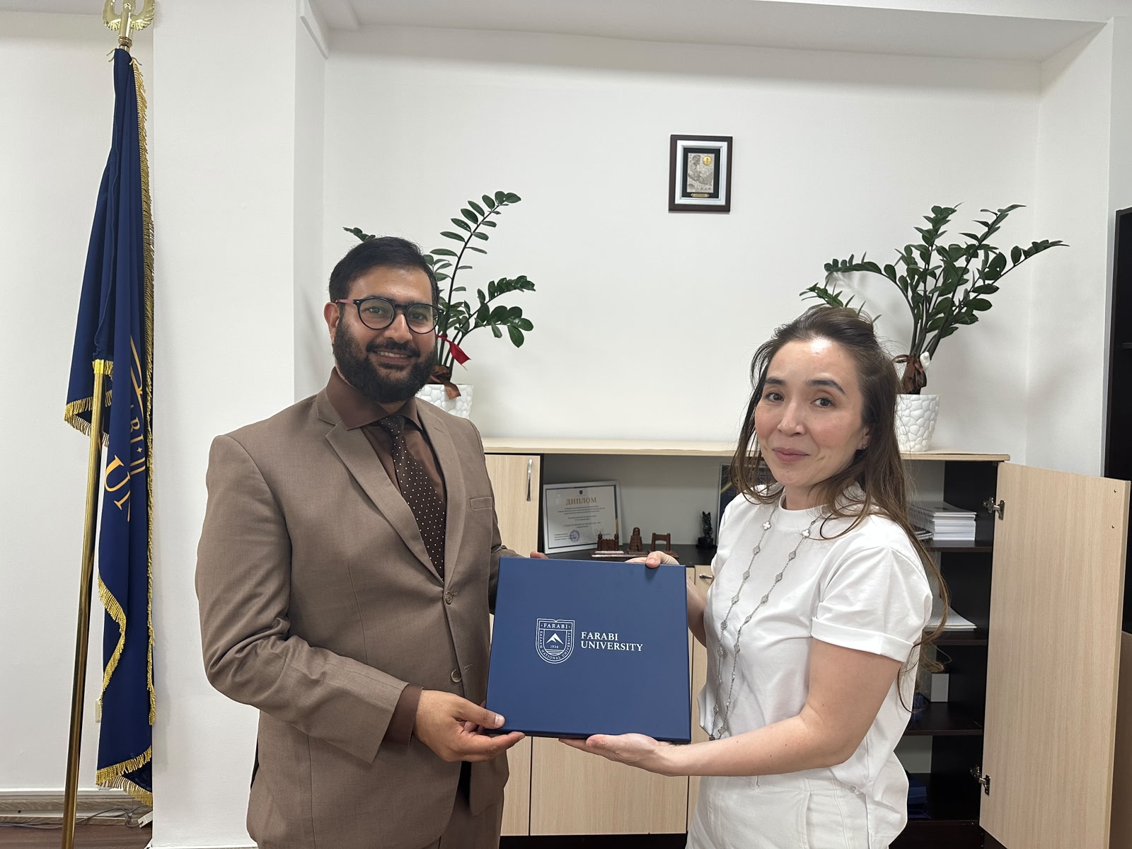 Higher School of Economics and Business Strengthens International Research Cooperation